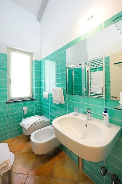 Agriturismo Le Cascine Villa Gorleri 0*,